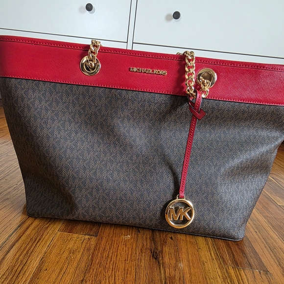 Michael Kors Handbags - Michael Kors Tote